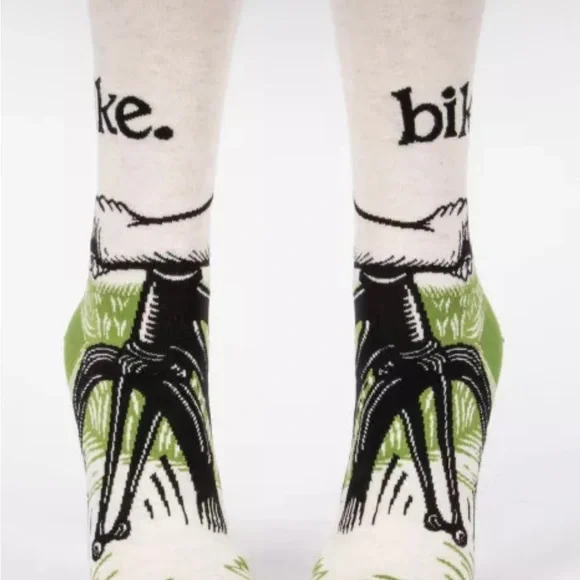 NWT Blue Q Women’s bike path crew socks. - Picture 2 of 8